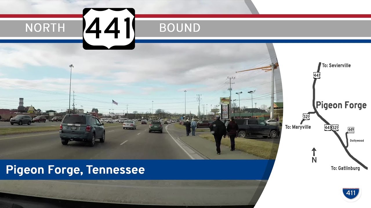 U.S. Route 441: Northbound in Pigeon Forge, Tennessee